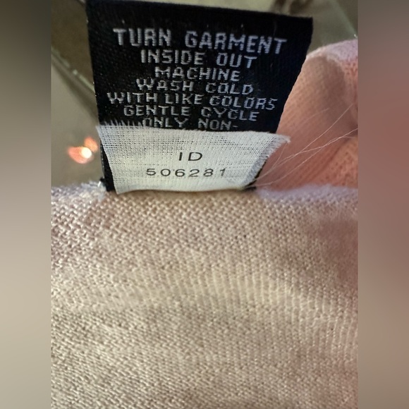 MODA INTERNATIONAL SWEATER/CARDIGAN- LIGHT PINK. SIZE XS - Picture 6 of 7